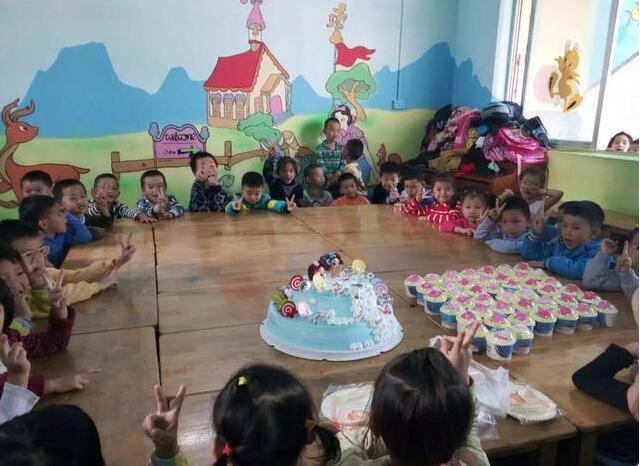 孩子幼儿园生日该不该在学校过,让孩子在幼儿园过生日好吗