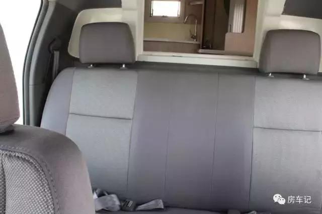 外观大气内饰很有质感,外观大气时尚内饰精致有质感