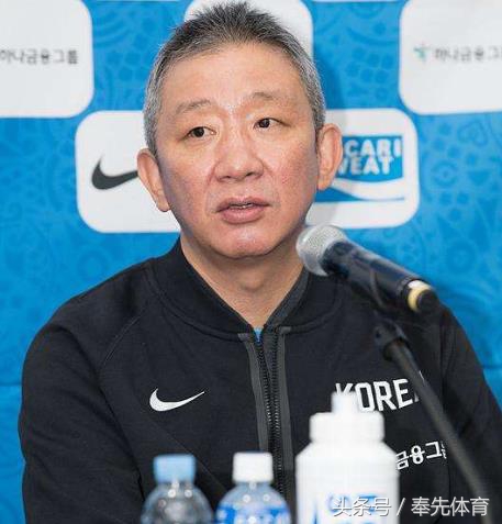 “初生牛犊不怕狗”,网友激烈讨论中韩大战,韩国主帅尴尬被打脸