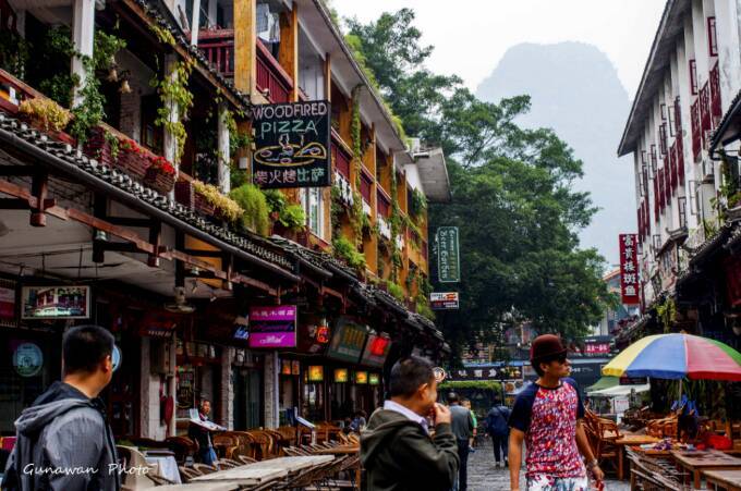 阳朔县的古街在哪里,阳朔历史视频