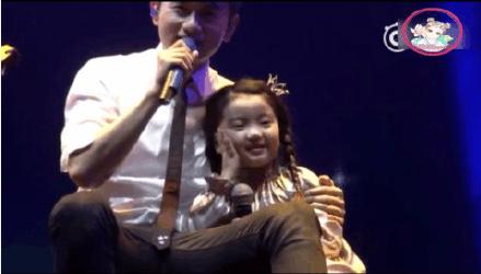 快乐大本营张杰阿拉蕾去演唱会,阿拉蕾雅涵和王祖蓝参加节目