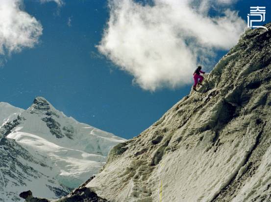 17名登山队员攀登神山全部遇难,消失的登山队
