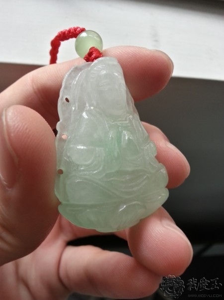 怎样判断珠宝玉石鉴定网站的真假 (如何判断网上的玉石珠宝的真假)