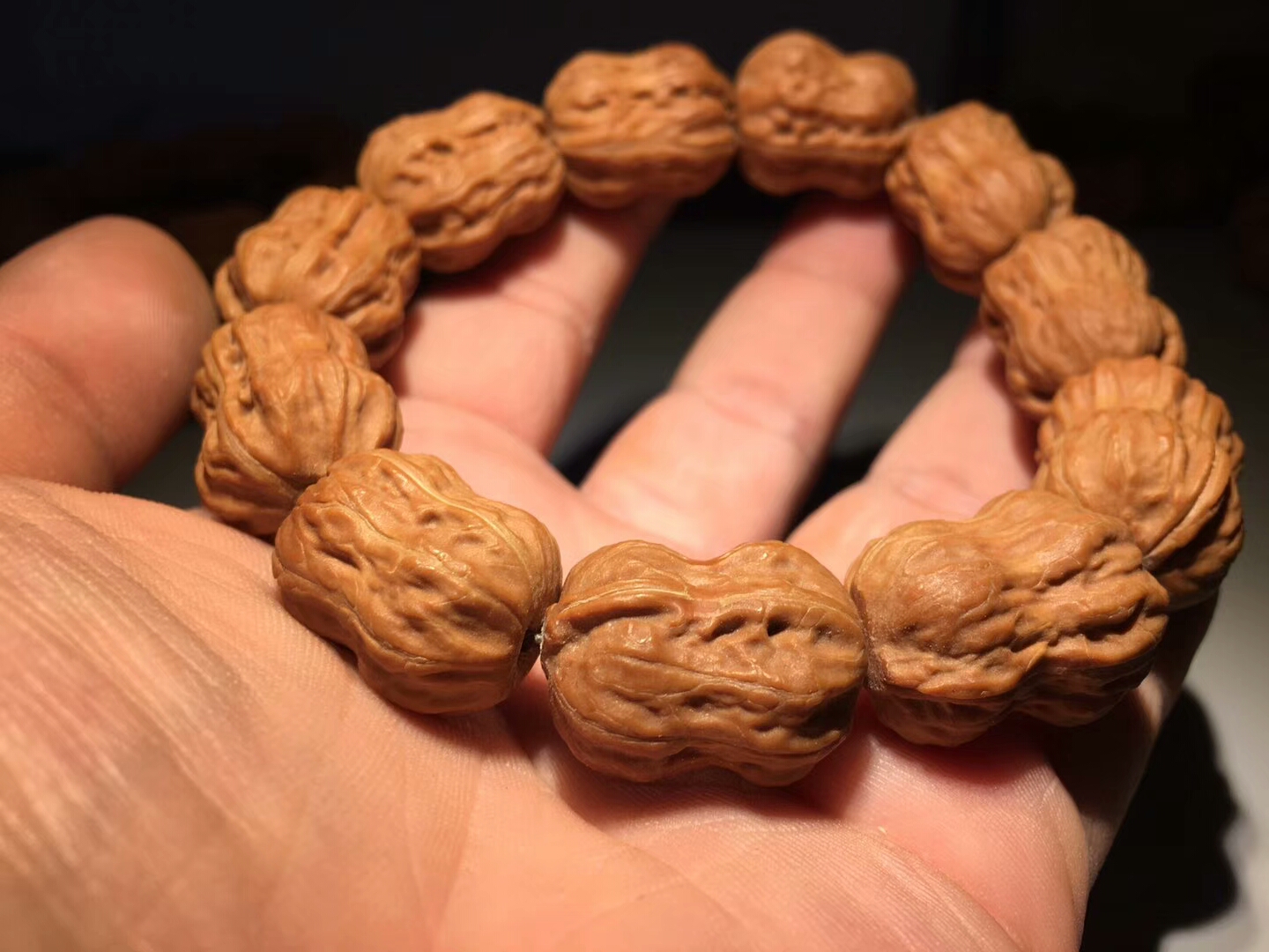 小核桃串价值,野生核桃手串最少几个