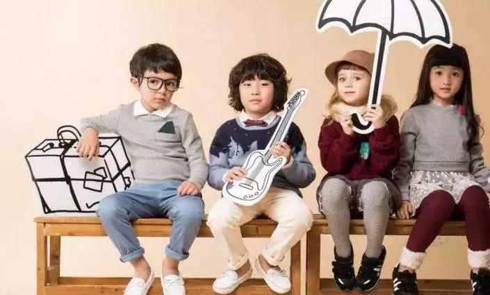 安踏童装店铺销量怎么样,为什么网上安踏小童比线下便宜