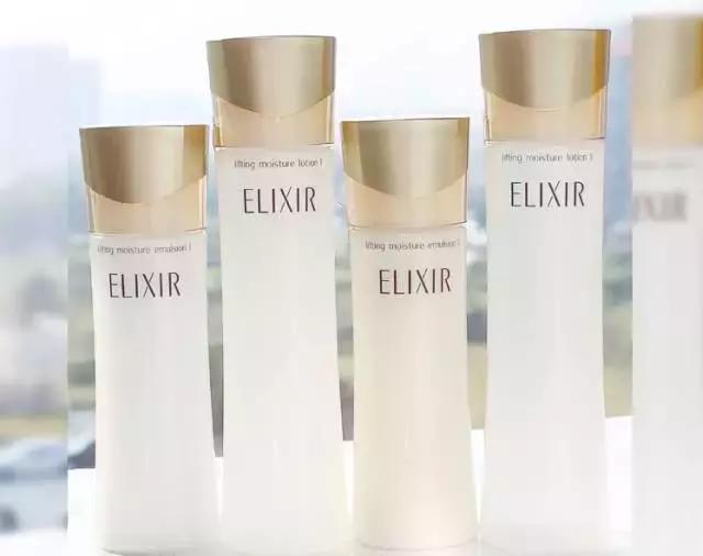 适合干皮的冬季水乳推荐,油皮敏感肌毛孔大适合用什么水乳