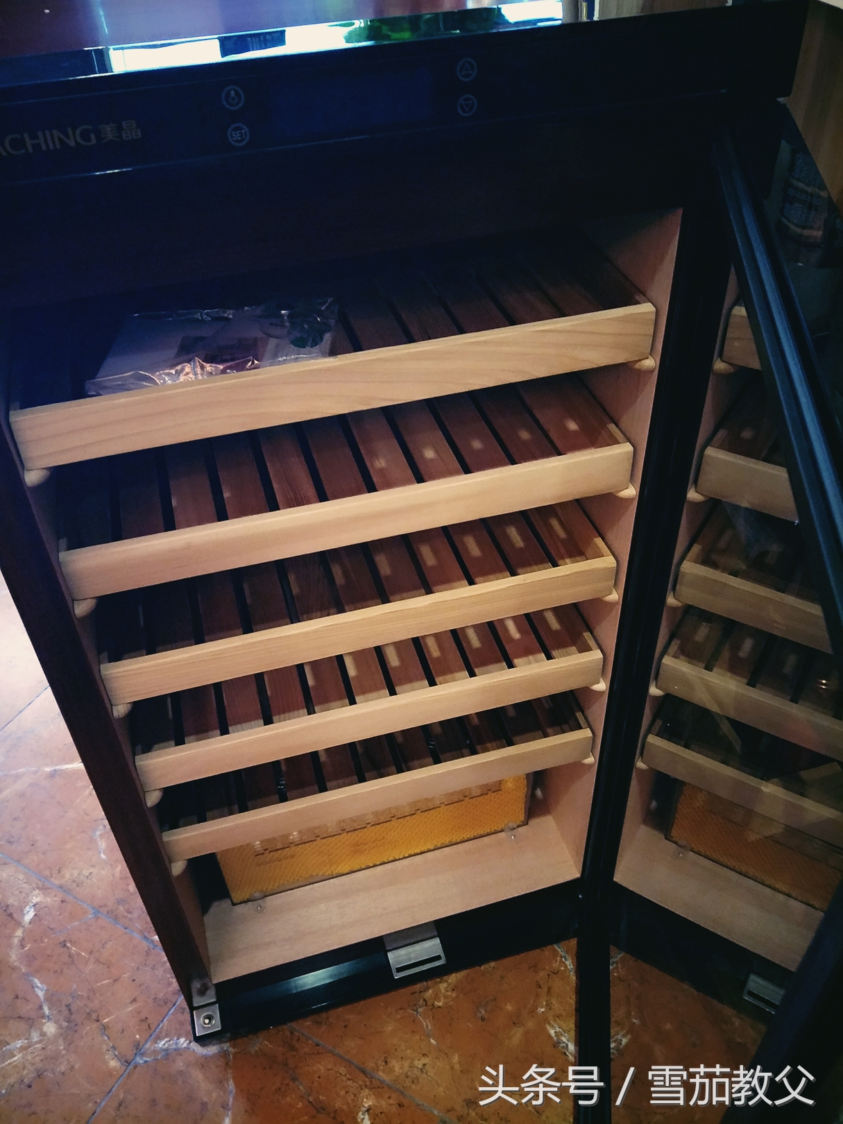 新手用什么样的雪茄保湿盒,新手雪茄盒的保湿盒怎么用