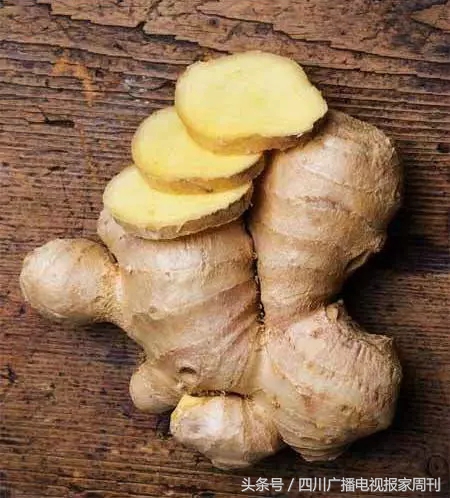 冬季泡脚暖身暖心,驱寒温肺泡脚