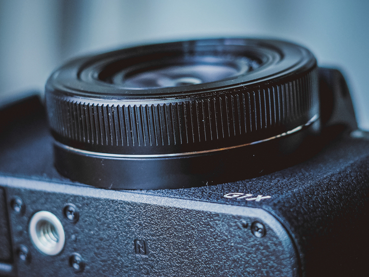 全球首款APS-C画幅变焦卡片机佳能G1XIII评测网友：真不该买单反