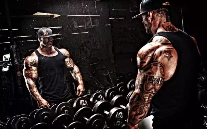 巨臂哥Richpiana去世，类固醇是“上帝”还是“魔鬼”?