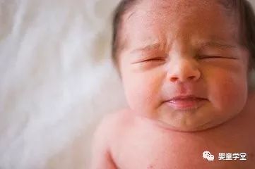 秋去冬来简直有那么一丝丝寒意,有一种冷叫妈妈怕冷