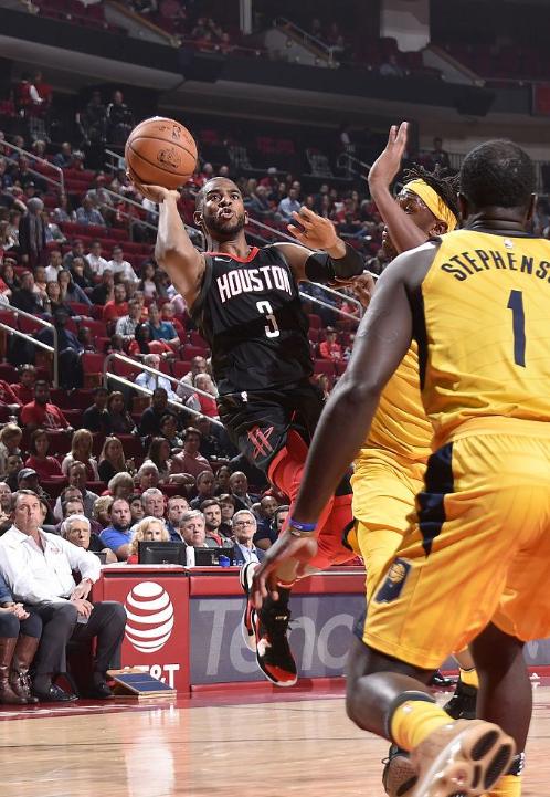 17-18赛季火箭队场均净胜8.5分,火箭队最疯狂阵容