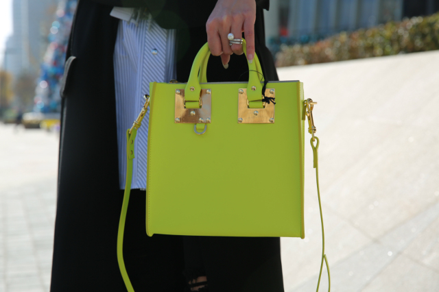 上班族小仙女日常生活,职场繁忙的小仙女该如何搭配