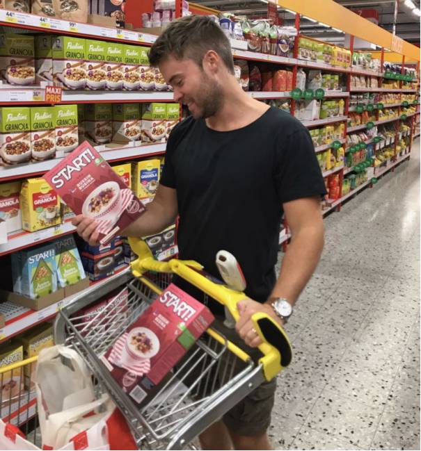 谷物酸奶醇厚香甜又酥脆,搭配谷物脆的酸奶