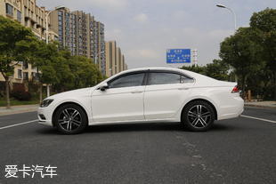 谁是A+标杆？凌渡还是速腾？