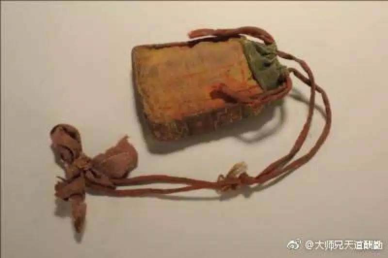 古人随身佩戴的东西,古代人没有口袋怎么办