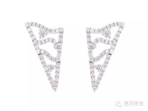 冬季如何搭配锁骨链好看,再搭配一条锁骨链真的太美了