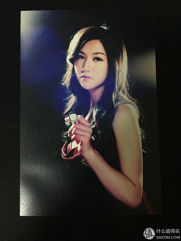 照片还是那个苍姐姐,但陪撸的鼠标却更”色”了I-ROCKSIM6幻彩翼评测,附苍姐签名照