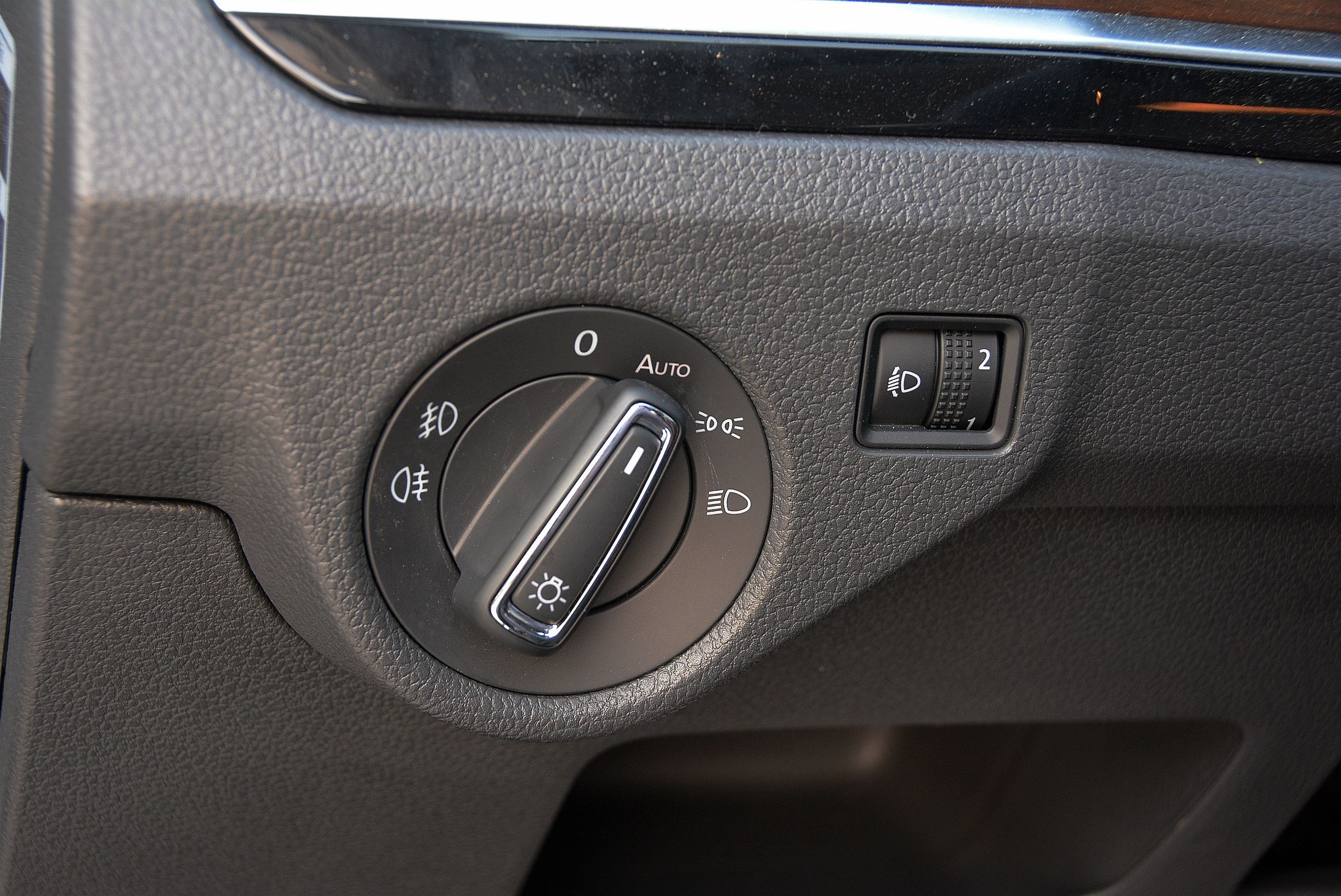 宝来2015款质惠版1.6l自动舒适型,宝来2021款1.5l自动舒适型怎么开