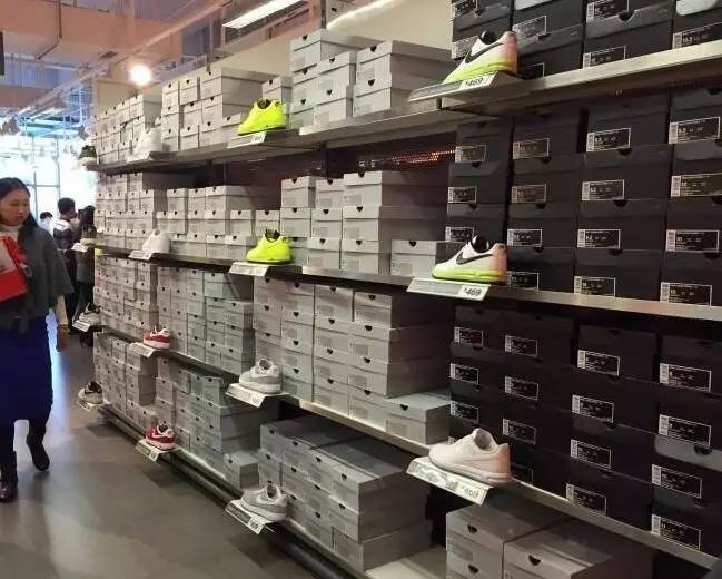 鏄嗗北鑻忓窞澶粨涓婃捣,鑻忓窞澶粨鏄嗗北