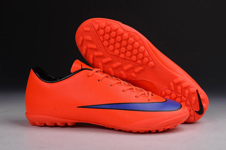 如何让你的女朋友爱上足球的视频,让女朋友彻底爱上足球