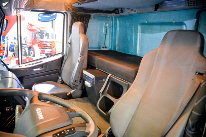 依维柯高顶卡车,依维柯2.7米货运版车能拉多少方货