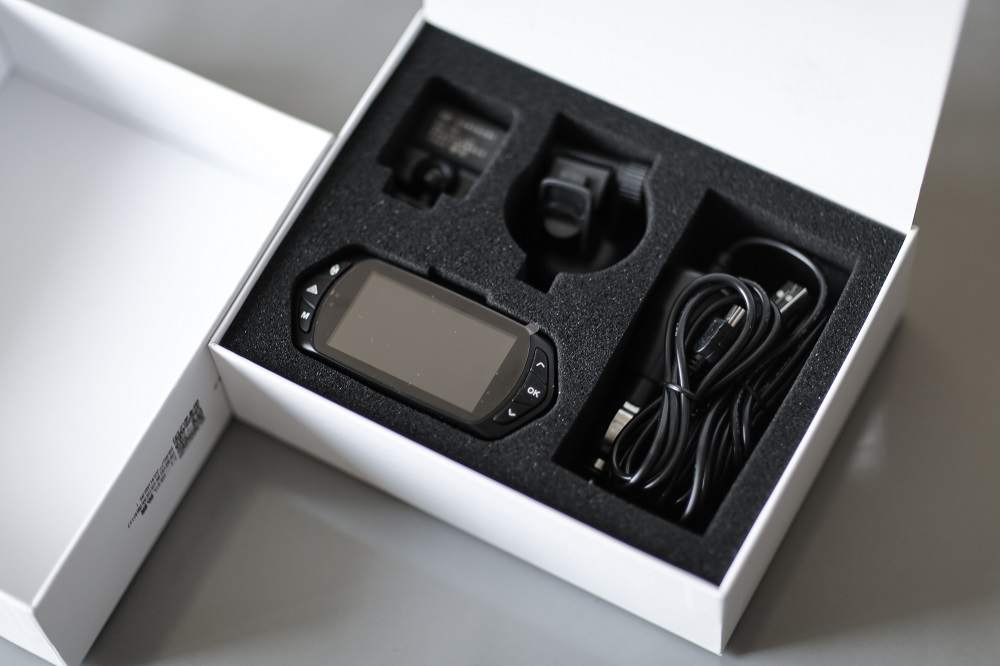 爱国者d68行车记录仪怎么样,爱国者隐藏式行车记录仪测评