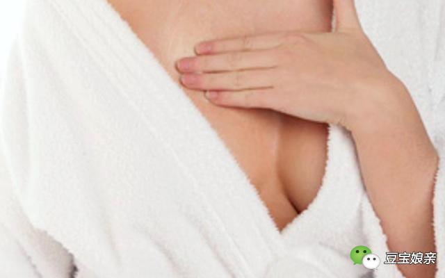 平胸妈妈有奶水吗,平胸会不会导致奶水不够