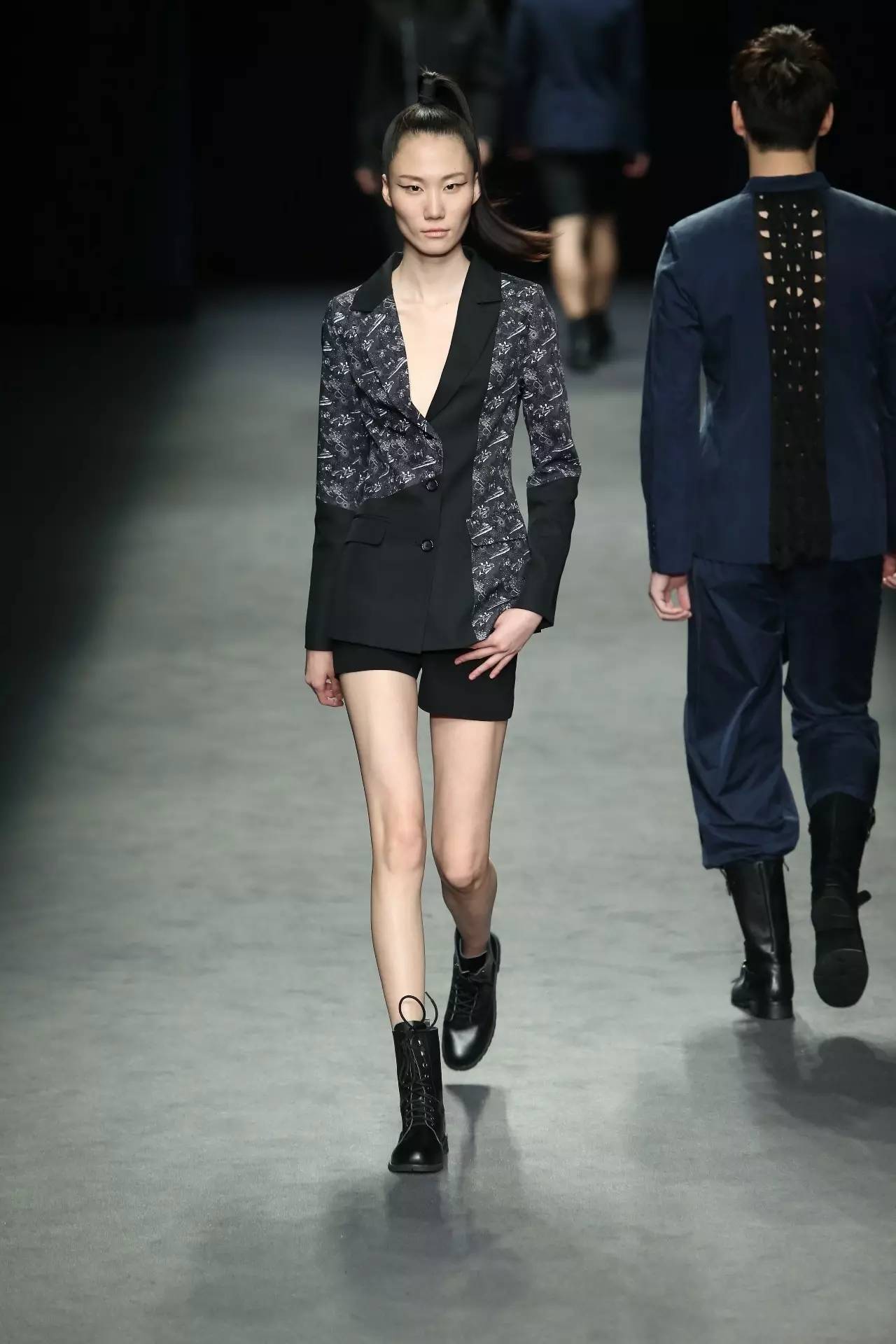 本地潮牌崛起！在深圳时装周上的品牌都出乎意料地好看哦