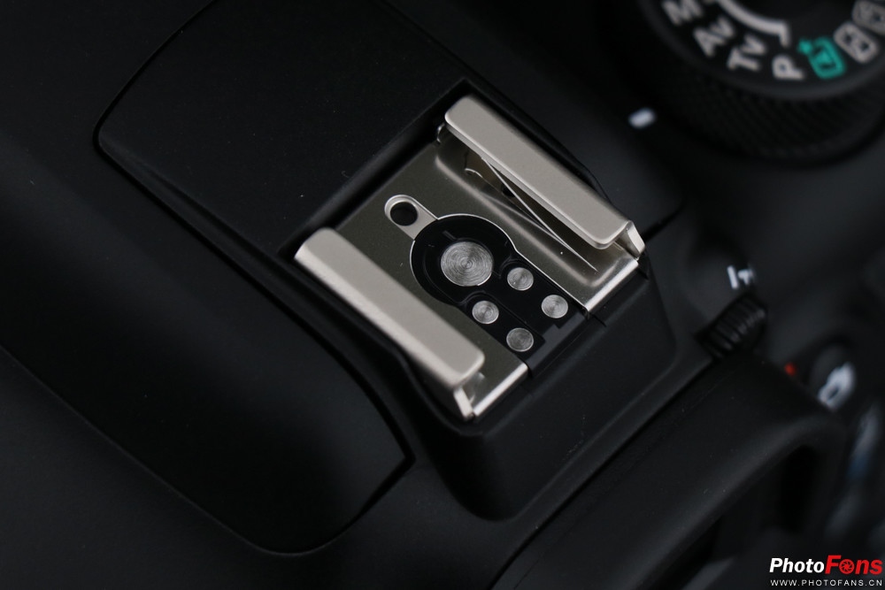 佳能eos1dxmarkiii,最适合新手的入门级单反佳能1300d