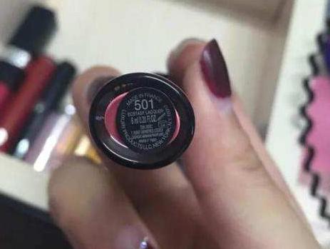 阿玛尼黑管400真假的辨别方法,阿玛尼405黑管鉴别真假