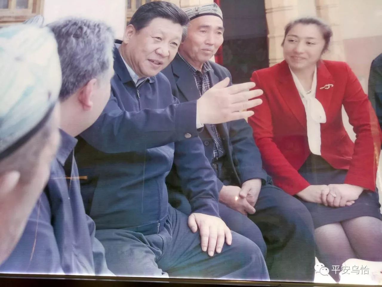 亚生江奴而拉夫妇在十九大精神的旋律中弹奏爱国乐章