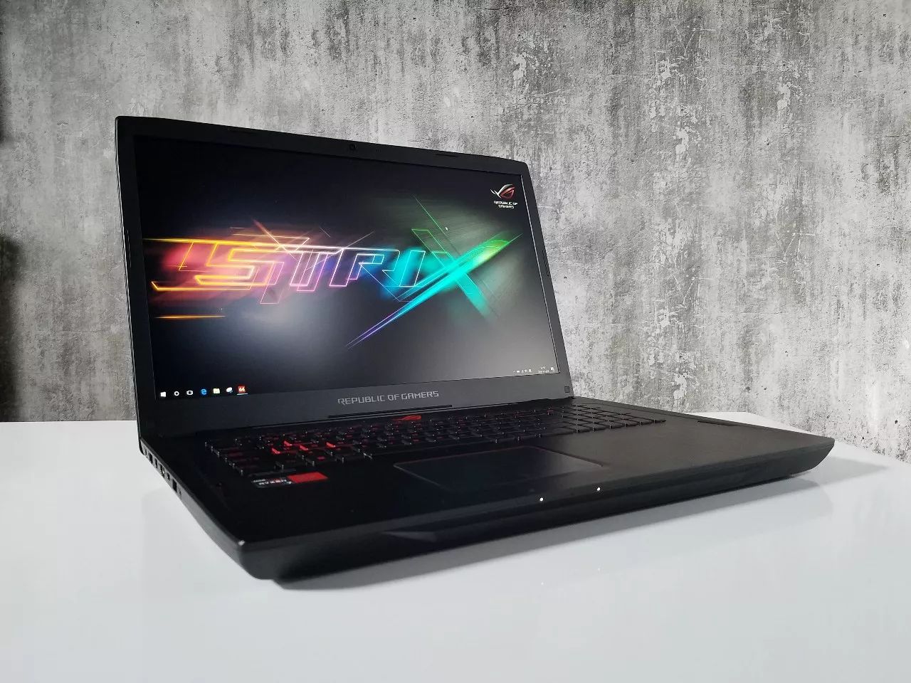 聊聊今年最让我感到惊艳的笔记本,amd7000笔记本处理器