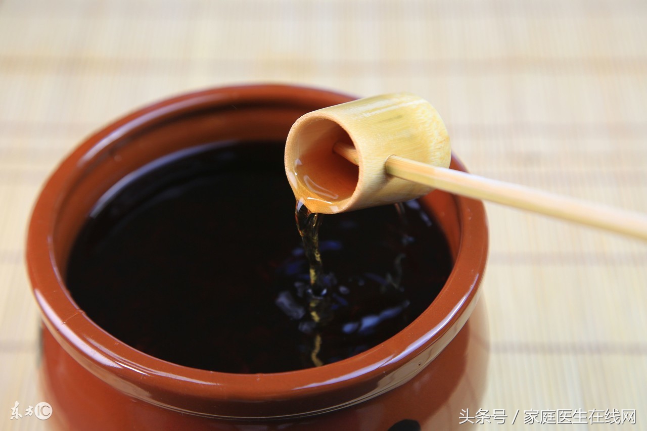 醋是家庭中常见的调味料,家里的醋除了做调味品还有什么用