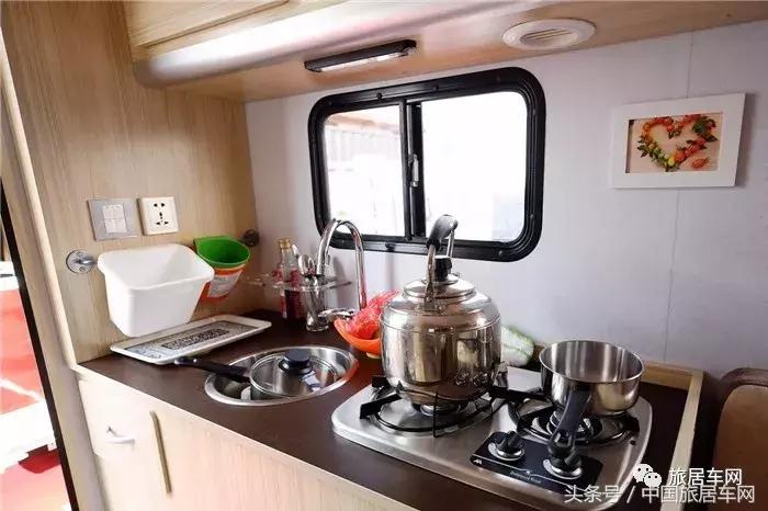 皮卡房车大全20-30万的c型房车,20万又大又好看的皮卡房车