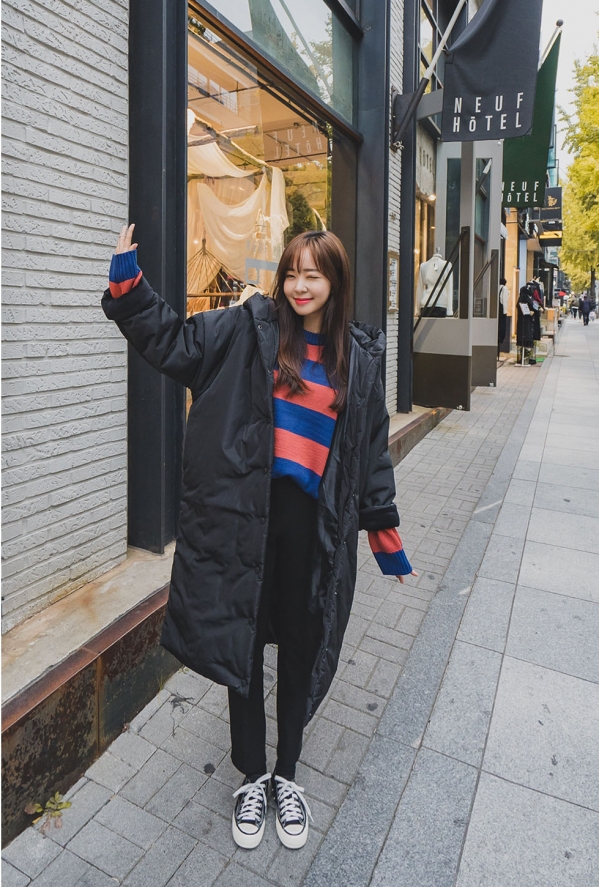 黑色棉袄内搭什么颜色毛衣好看,黑色棉袄内搭什么毛衣