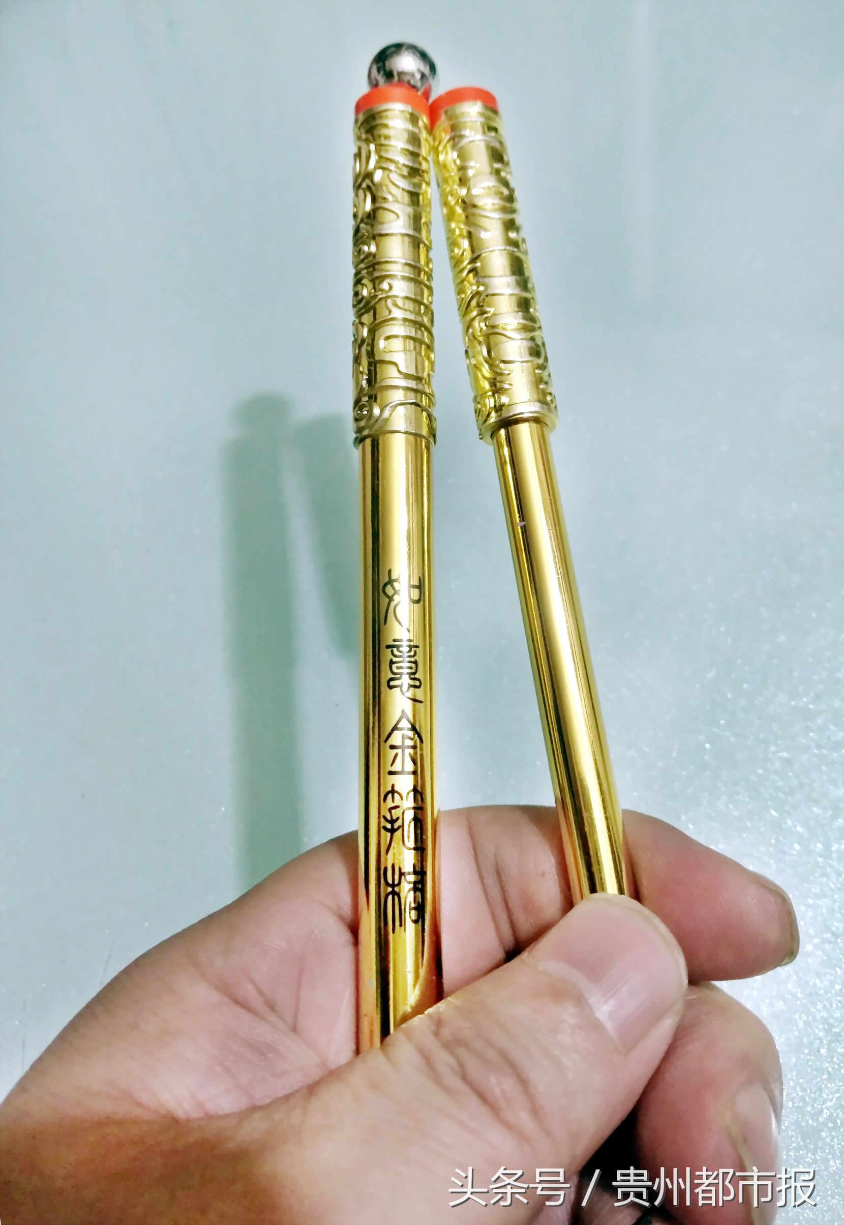 小孩误吞两厘米长椭圆形磁铁,小孩误吞1颗磁铁珠怎么办