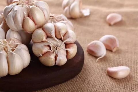 感冒咳嗽流鼻涕药怎么搭配,感冒流鼻涕打喷嚏食谱