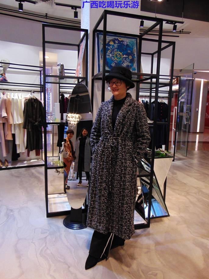 鍝堥噷鐜嬪瓙鑻变鸡瑗胯,鍝堥噷鐜嬪瓙瑗胯