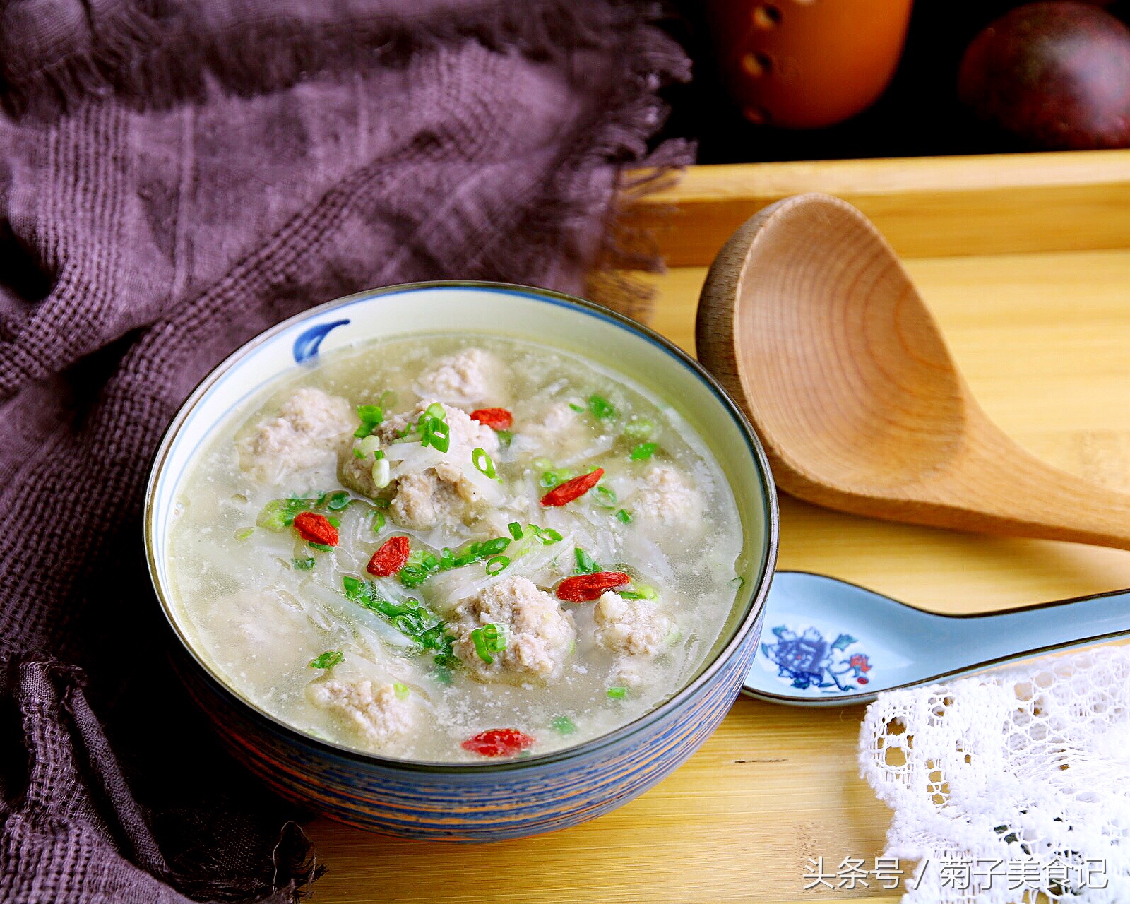 好喝的萝卜肉片汤,最好喝的肉丸汤