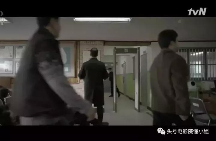 豆瓣9.1升到9.2这部韩剧好残酷：明星被羞辱查*处私**狱警无耻索贿