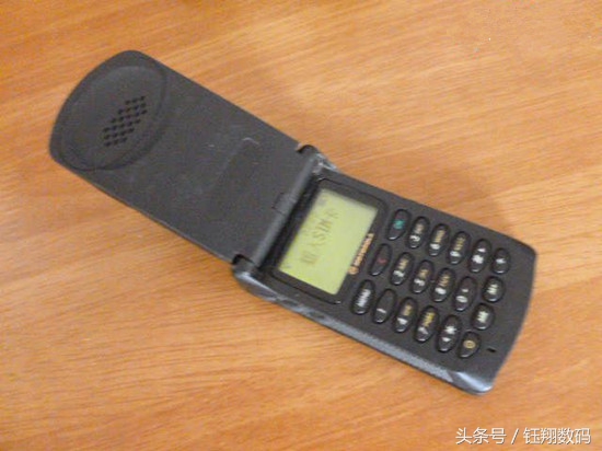 满满的回忆十几年前,满满的回忆那些年用过的老手机