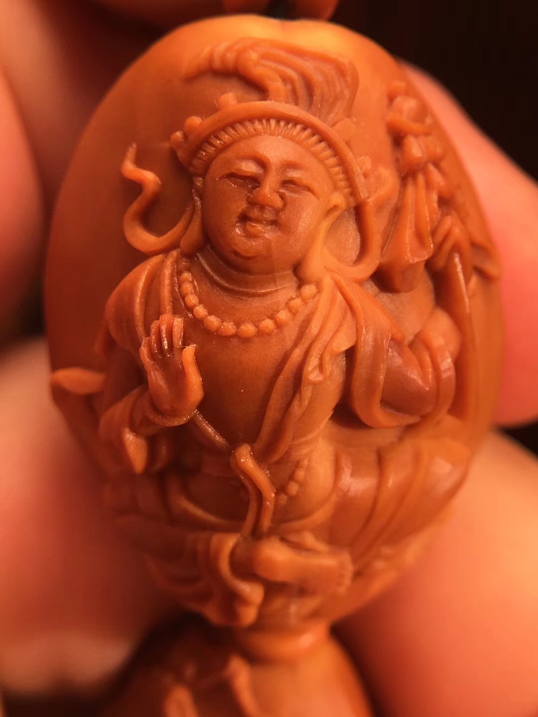 橄榄核里边都干了还容易开裂吗,橄榄核开裂用蛋清还是用502