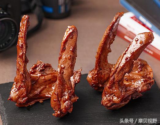 绝味vs周黑鸭谁才是中国最强鸭脖,绝味鸭脖和武汉黑鸭哪个火