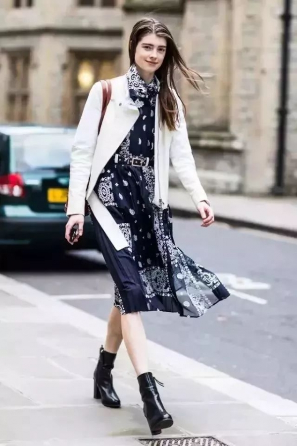 皮衣应该选贴身的好,皮衣好