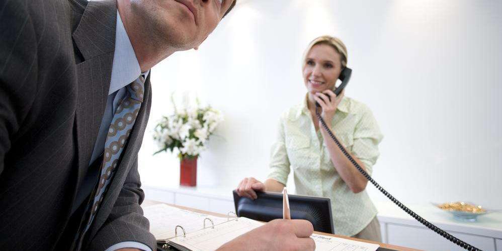 车买全保险出事怎么赔,车险怎么买能返点