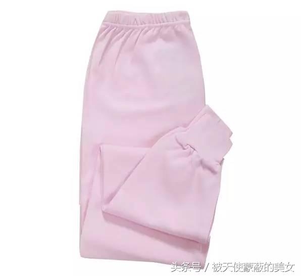 秋冬季节腿部干燥起皮屑怎么处理,秋冬腿上干燥起皮有白屑