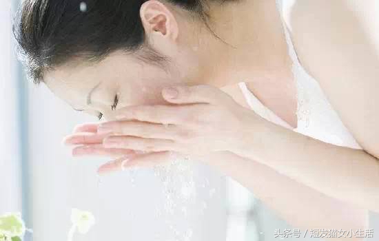 一天洗脸次数太多皮肤越来越不好,如何洗脸让皮肤变得又好又白又嫩
