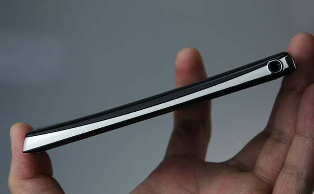 六年前这部安卓手机美到窒息,如今大牌陨落让人怜惜