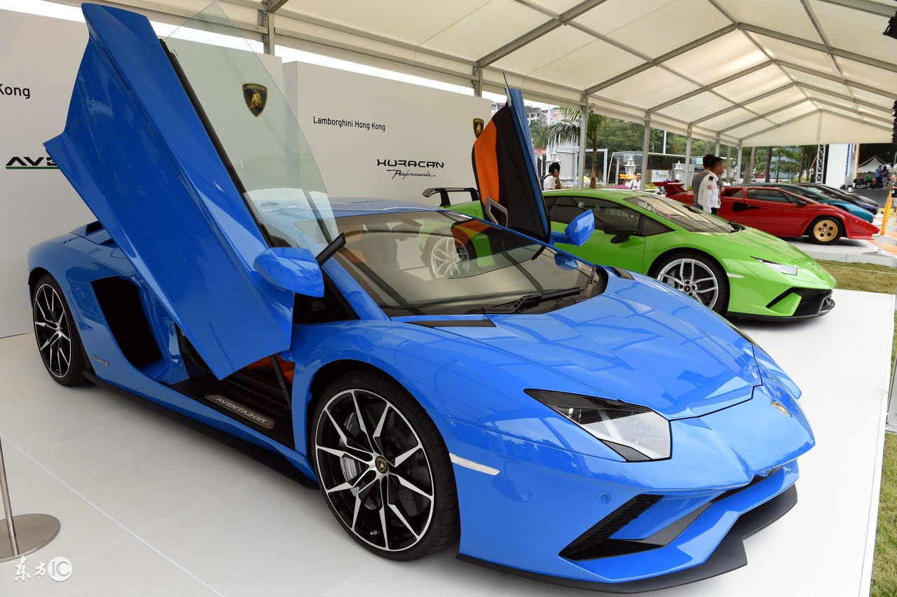 来自拖拉机厂的‘地表最快Suv’,*博兰**基尼Urus